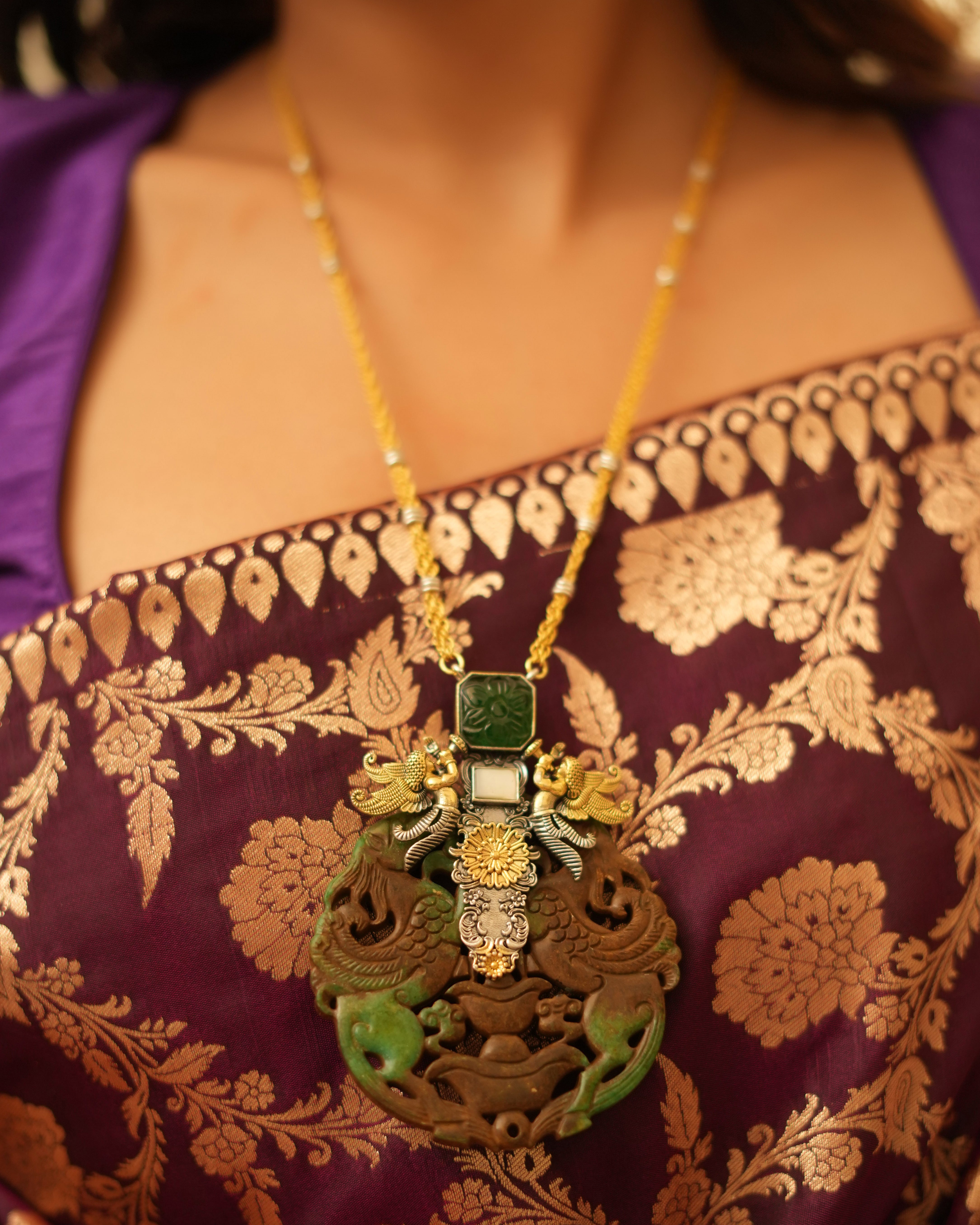 Statement Long Silver Pendant with Carved Stone Centerpiece – Bold Elegance